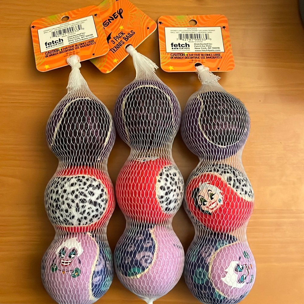 🩻NWT 3 / 3 packs of Disney Halloween fetch for pet balls